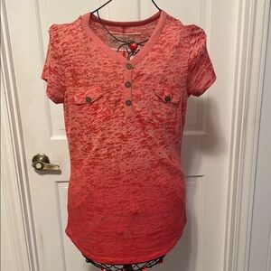 🚗🚗🚗BOGOHO 🚗🚗🚗Red Buttoned Short Sleeve Tee